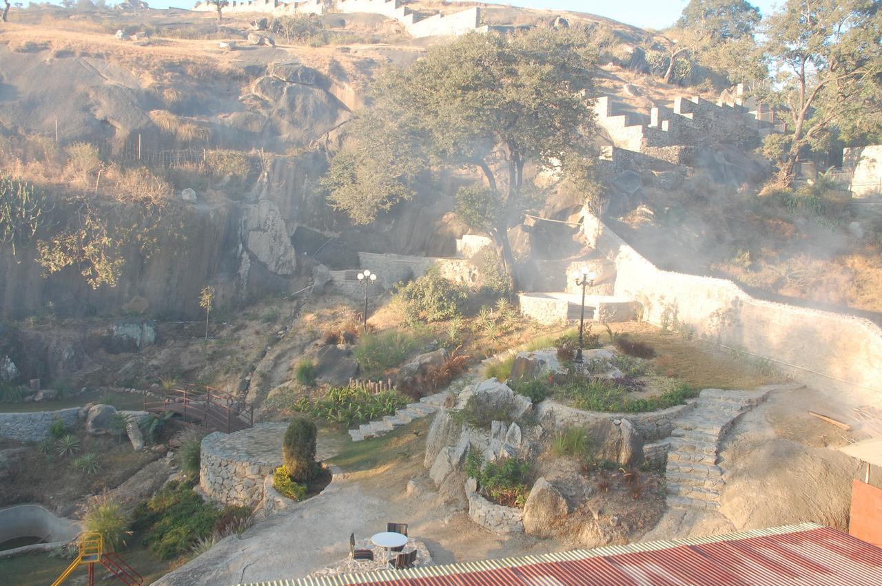 Hotel Karnavati Mount Abu Exterior photo