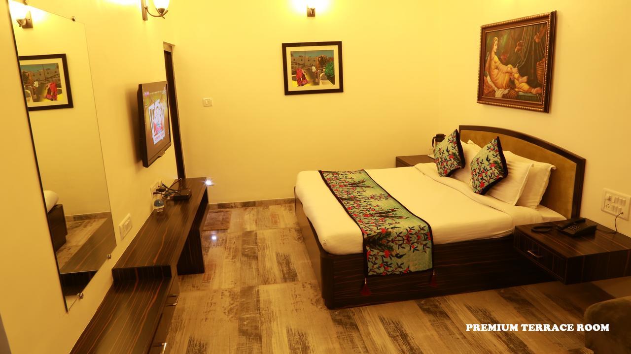 Hotel Karnavati Mount Abu Exterior photo