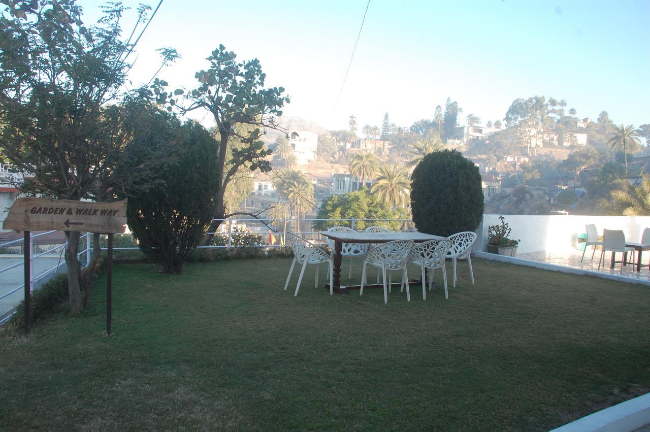Hotel Karnavati Mount Abu Exterior photo