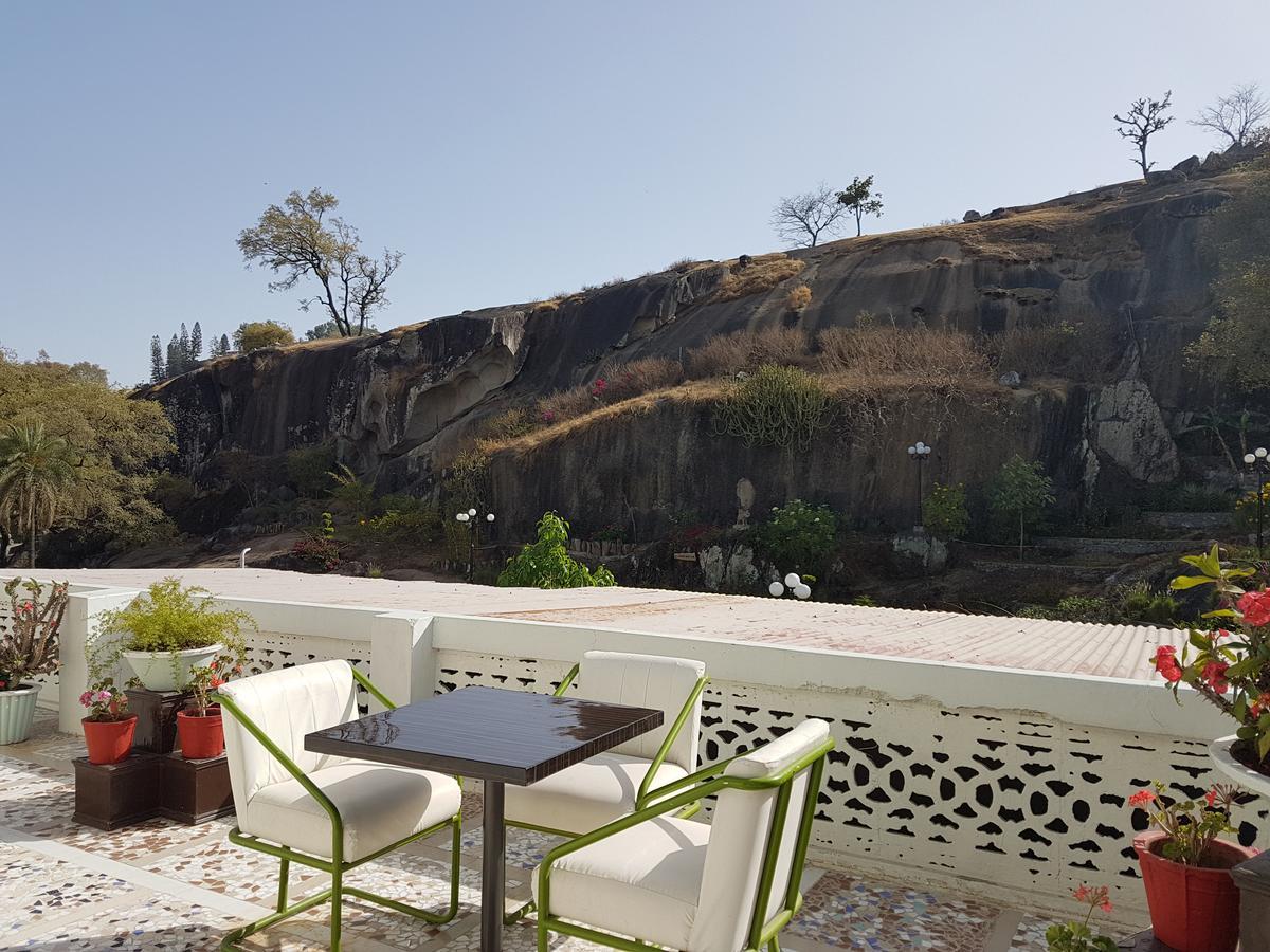 Hotel Karnavati Mount Abu Exterior photo