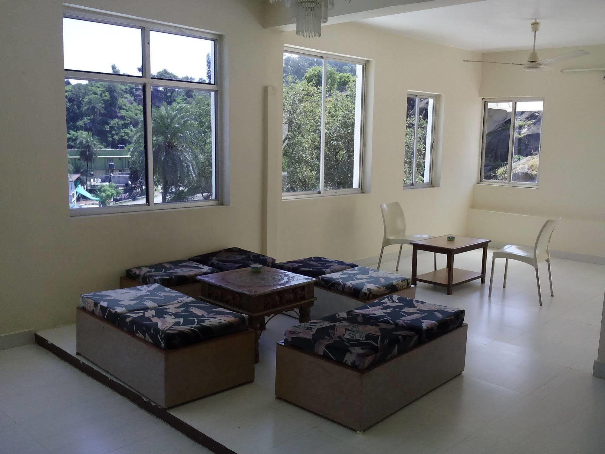 Hotel Karnavati Mount Abu Exterior photo